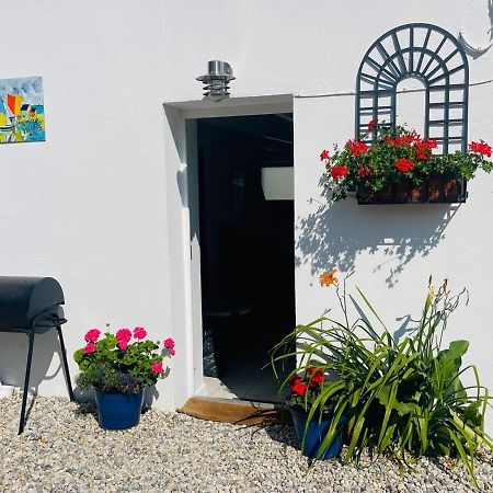 La Petite Maison, Charmant Penty Coeur De Village Sene Exterior photo